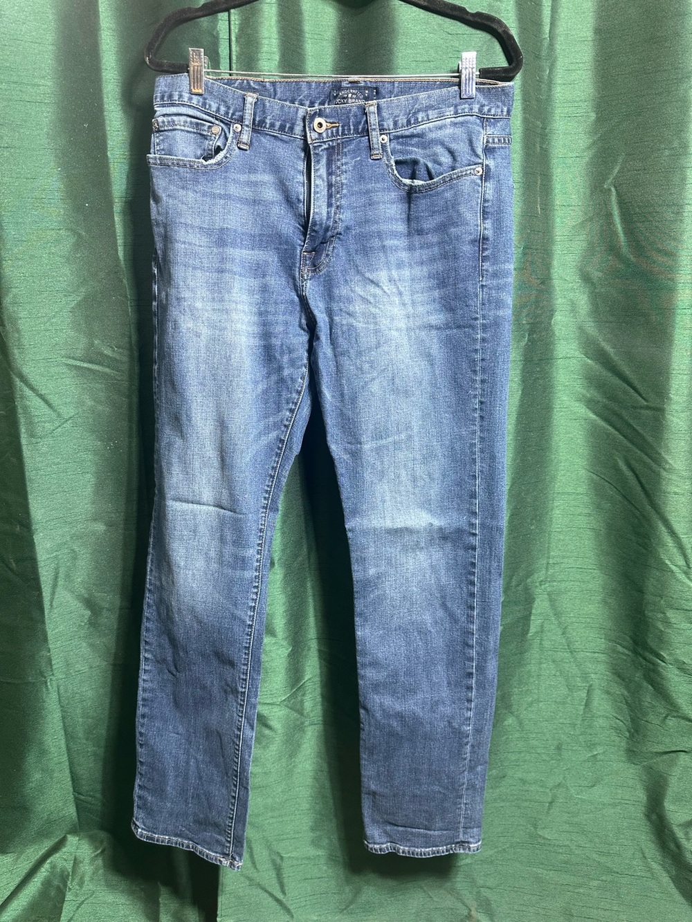 Lucky Brand 410 Athletic Fit 34/34
